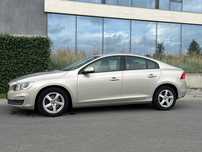 sprzedam samochód osobowy Volvo S60 2016