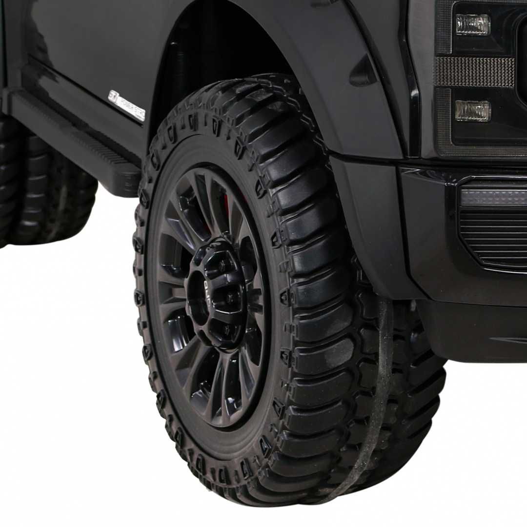 Pojazd Ford Super Duty Czarny SX2088