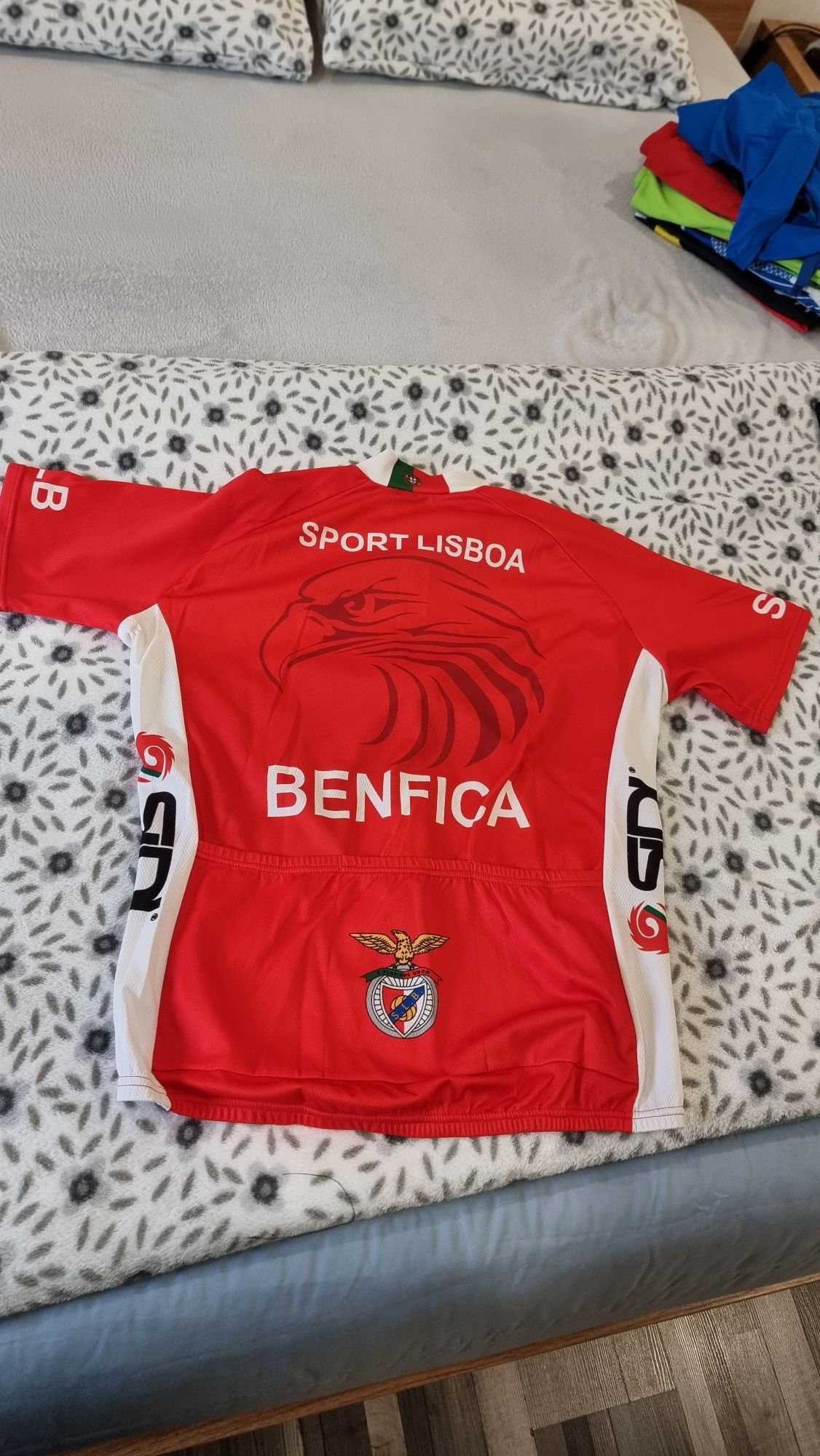 Bicicleta-Camisola Benfica tamanho L/XL