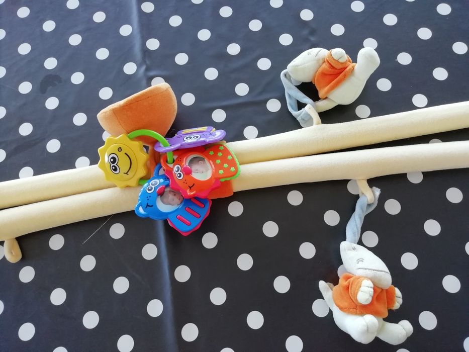 Tapete de actividades Bebé com música