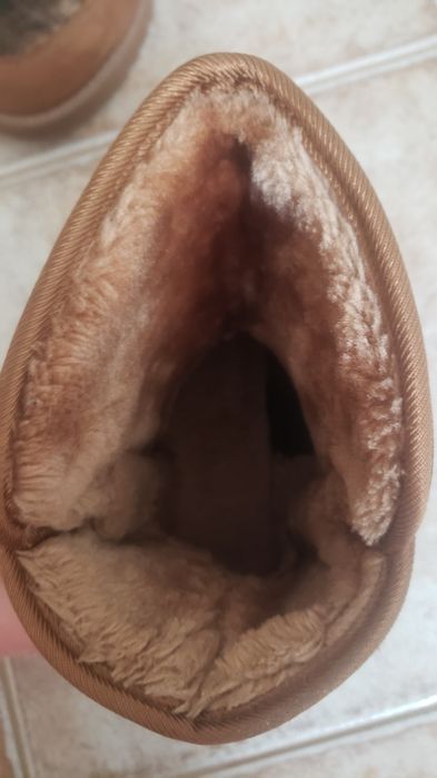 Стильні жіночі  Уггі