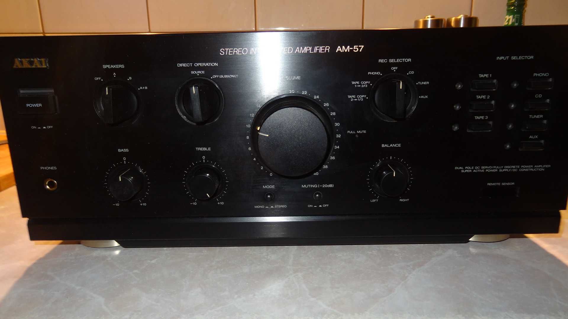 Wzmacniacz Akai AM-57