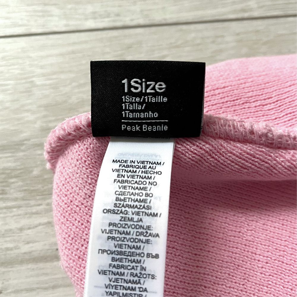 Czapka zimowa beanie nike haft logo air swoosh różowa pink na zimę