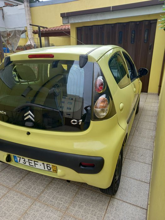 Carro bem estimado,a rolar todos os dias