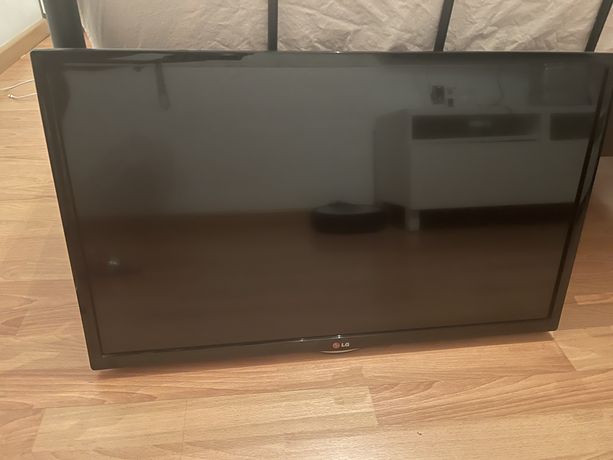 Telewizor 32 cale z dekoderem