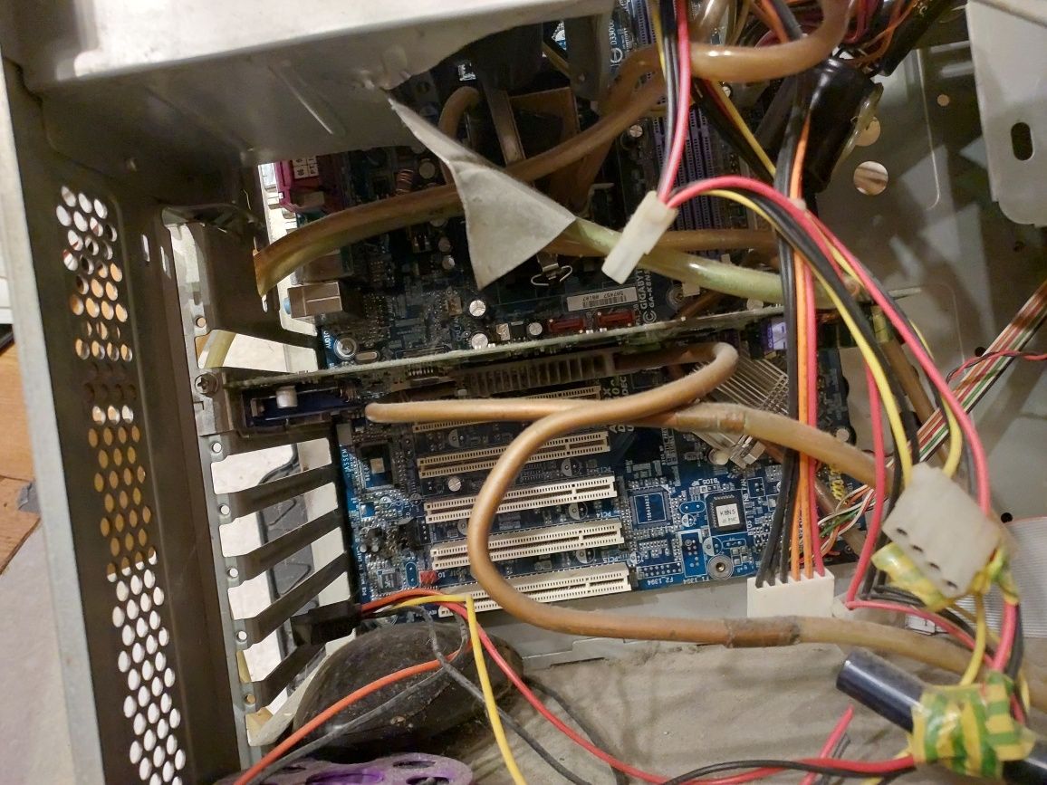 retro athlon64 chłodzony wodą z GeForce