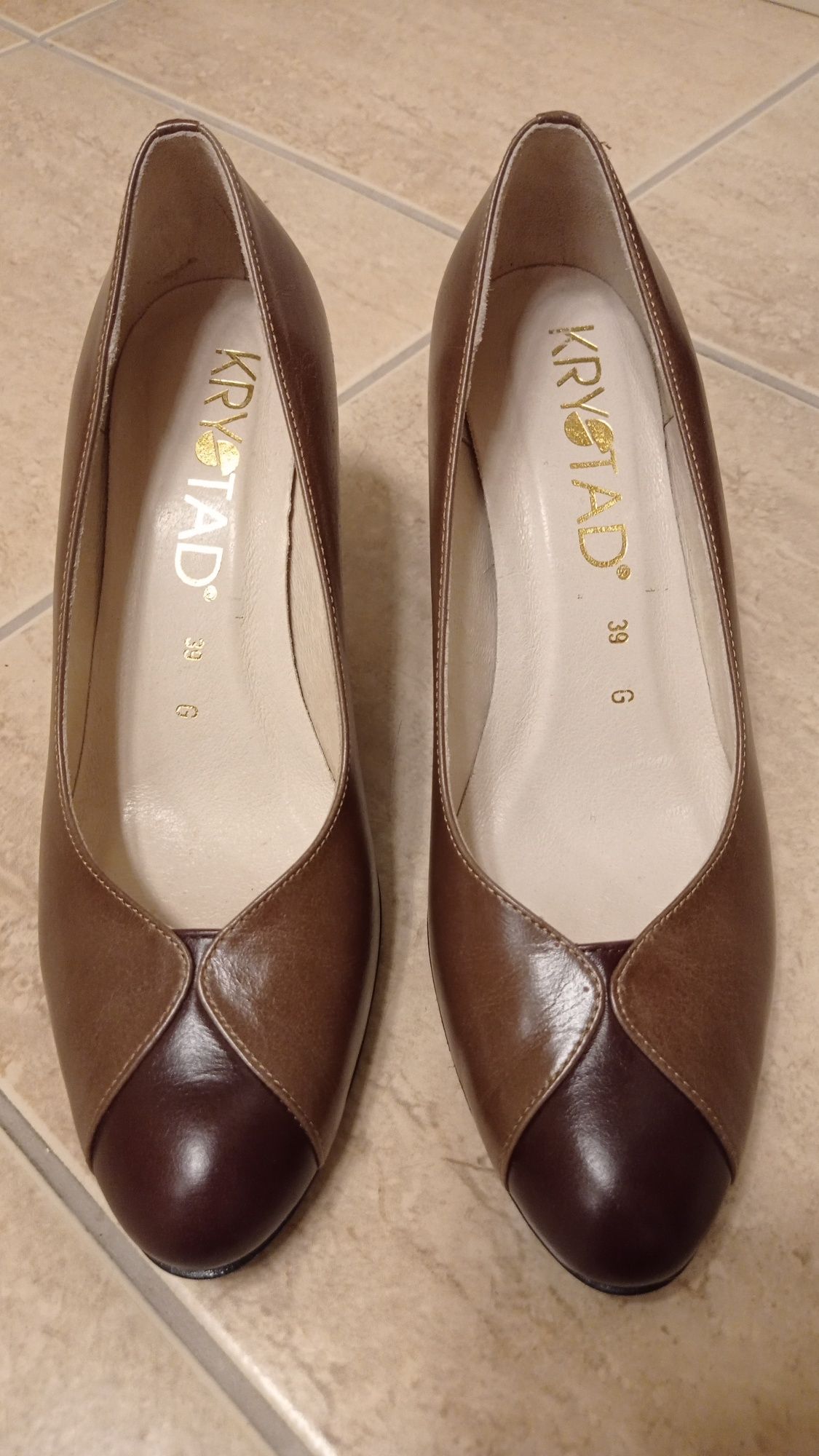 Buty damskie czółenka skórzane Krystad r. 39