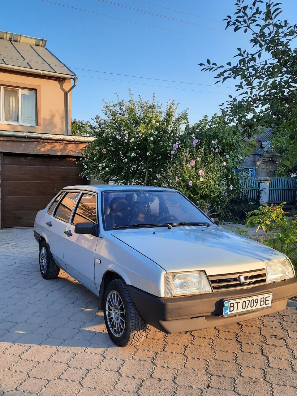 Продаю Lada 21099 1.5L инжектор.