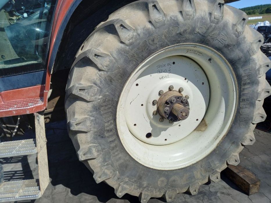 Felga tył W18Lx42 opona 580/70 R42 Trelleborg FiatAgri G240 New Holland Ford