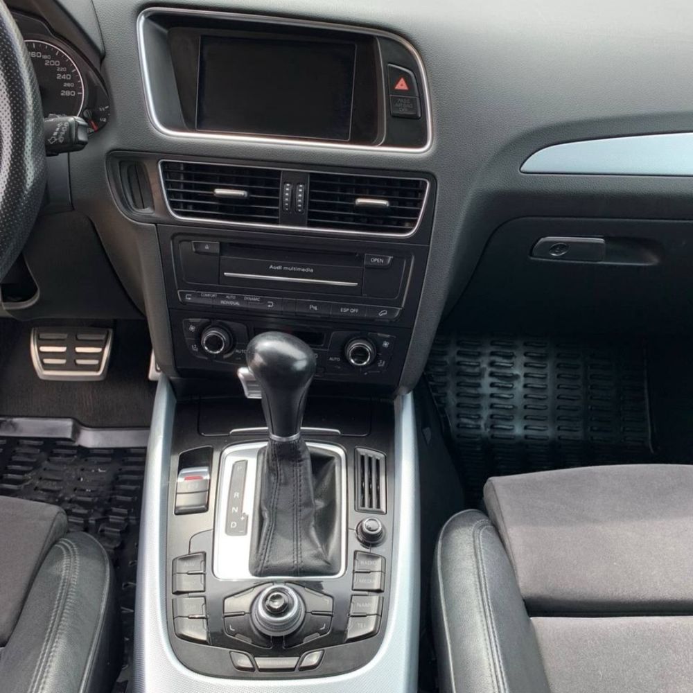 AUDI 2.0 Modelo Q5, SQ5