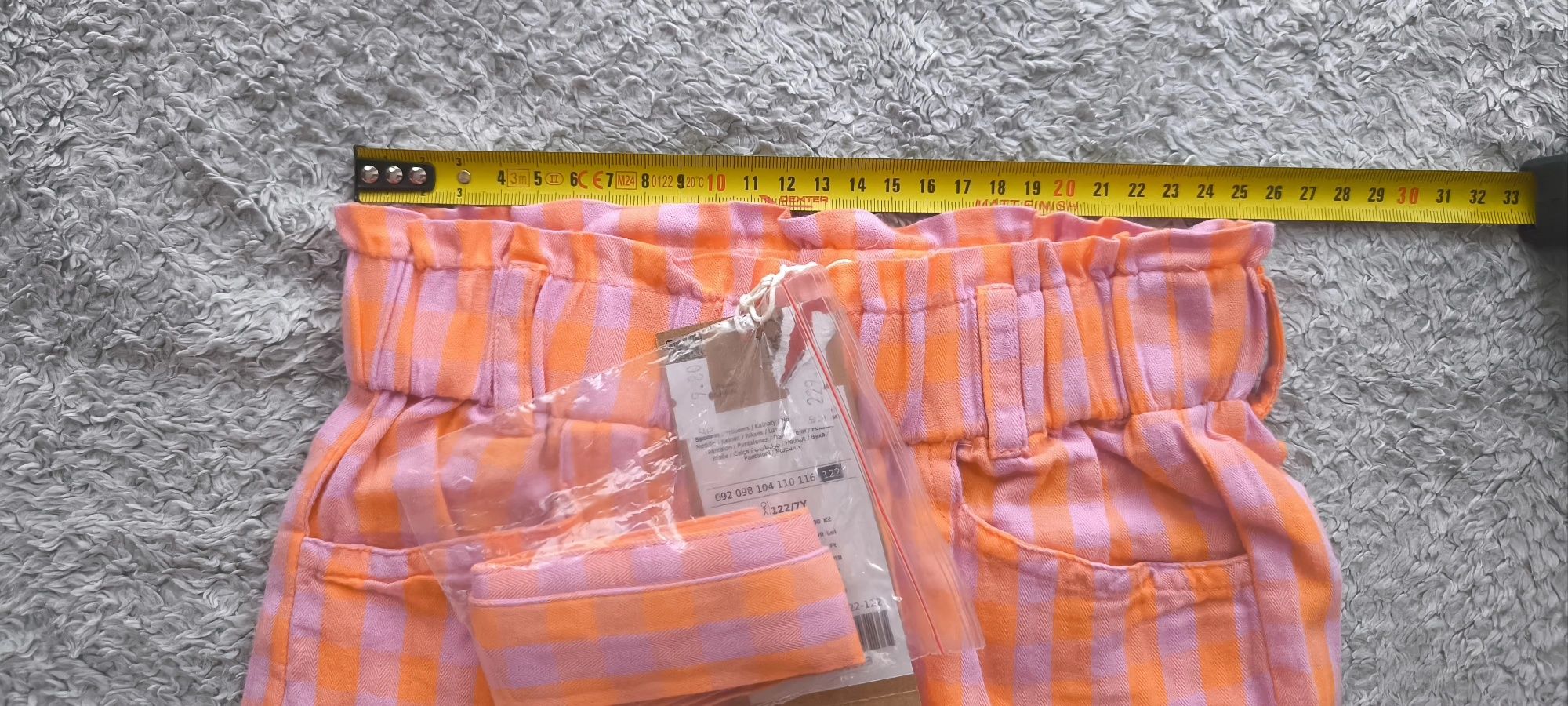 Nowe letnie spodnie tkaninowe coccodrillo r. 122