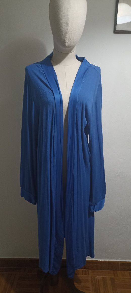 Roupa usada, em óptimo estado