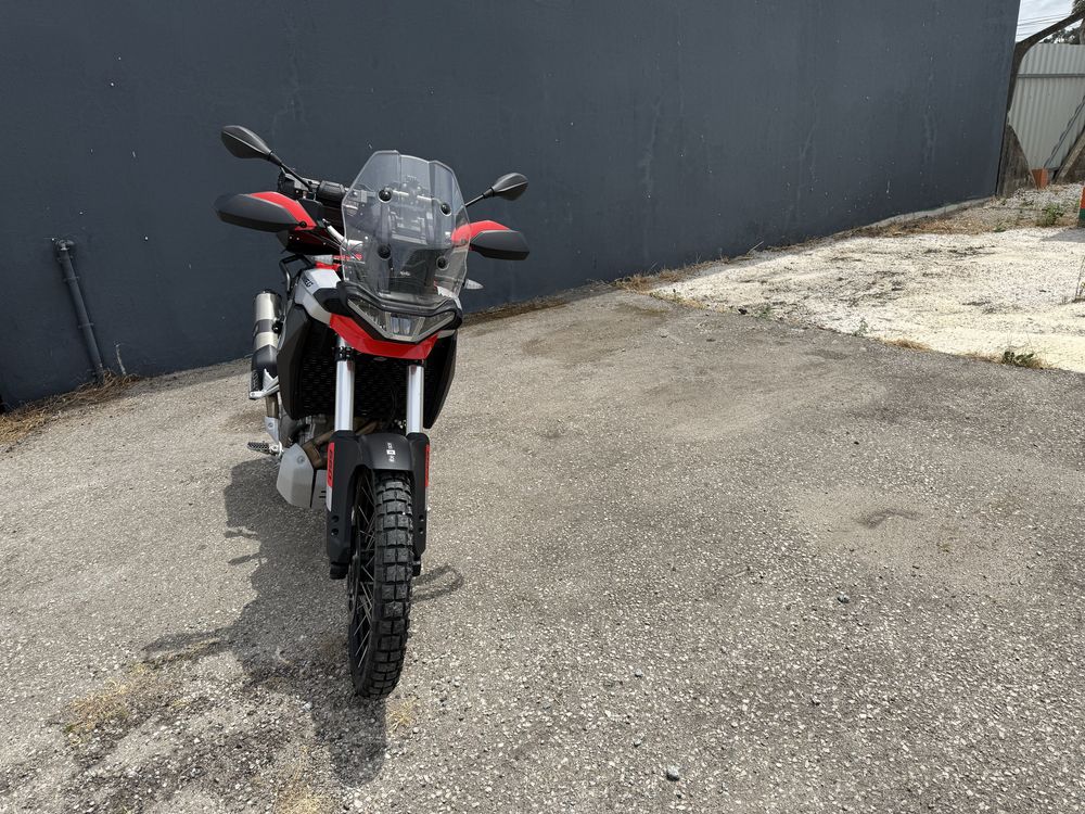 Aprilia tuareg 660