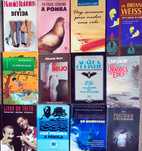 Diversos livros com diferentes preços