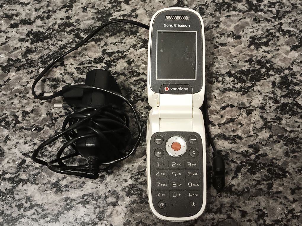 Sony Ericsson Z310i "concha" para peças