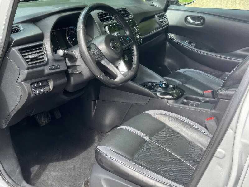 2018 Nissan LEAF SL
