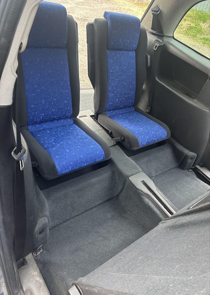 Opel Zafira Selection 2002r 2.0 DTI 101 KM, 7 osób, Hak, Alufelgi