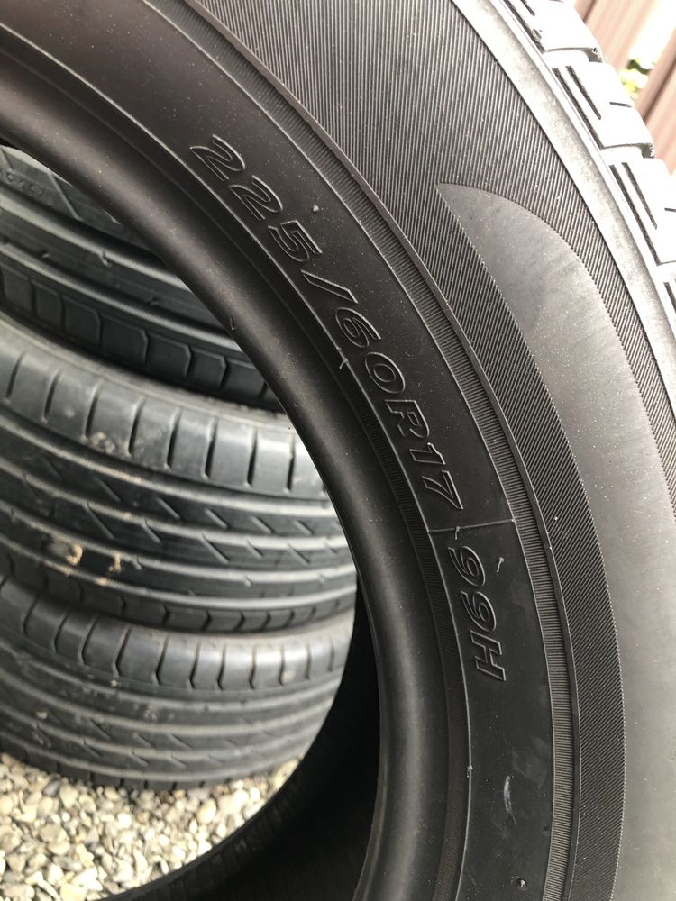 Розпаровка Hankook 225 60 R 17 1шт Літо (520) Резина