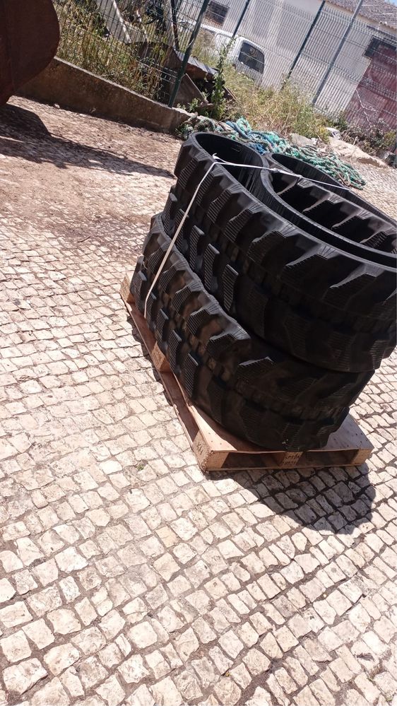 Giratória CAT- 5 Toneladas - Modelo 304-C A MAIS BARATA OLX