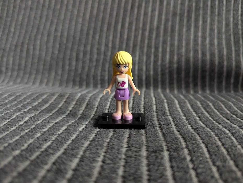LEGO Friends - Stephanie frnd002