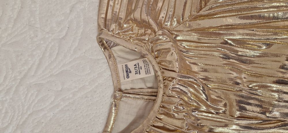 Святкова сукня Carters (OshKosh), розмір 98 см ( 3t/3A)