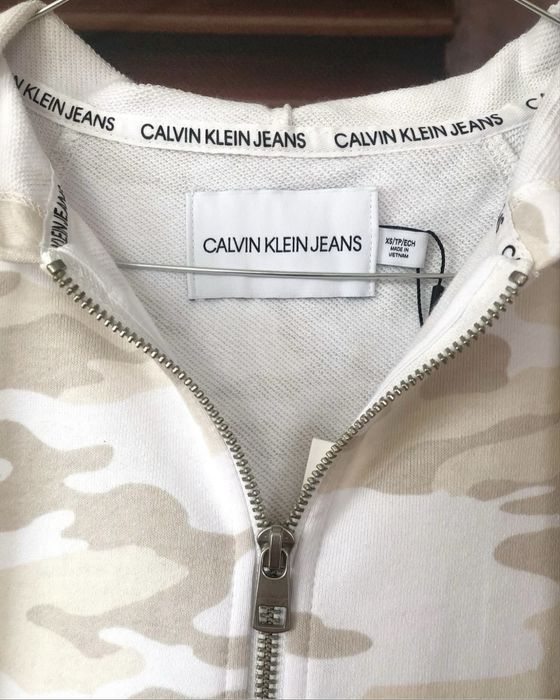 Костюм Calvin Klein