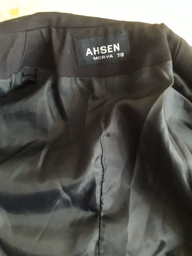 Пиджак для девочки Ahsen Morva Турция размер 7-8 на рост 122-128см