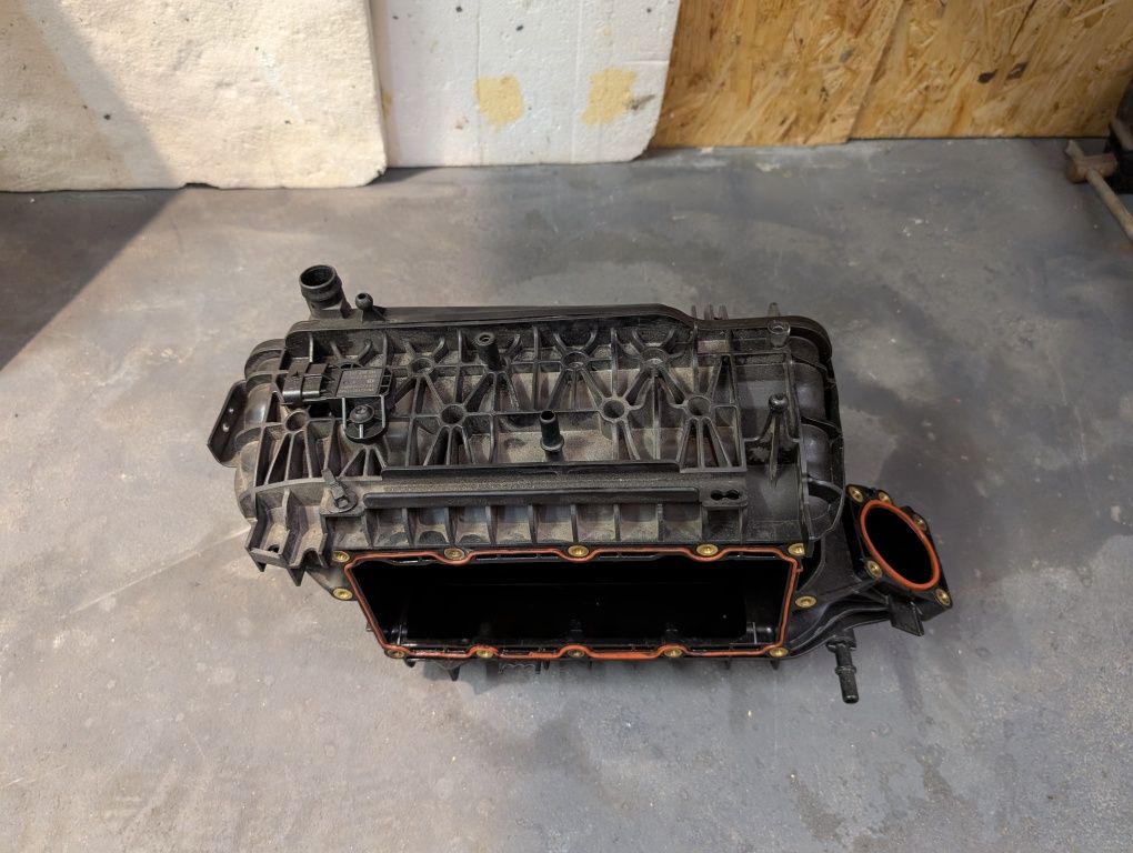 Kolektor ssący Ford  DS7G-9424-FA