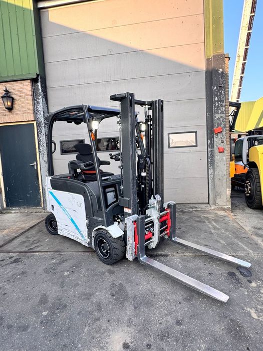 Wózek widlowy elektryczny Nissan Unicarries 1,8T 2020 rok , JAG2N1L18Q