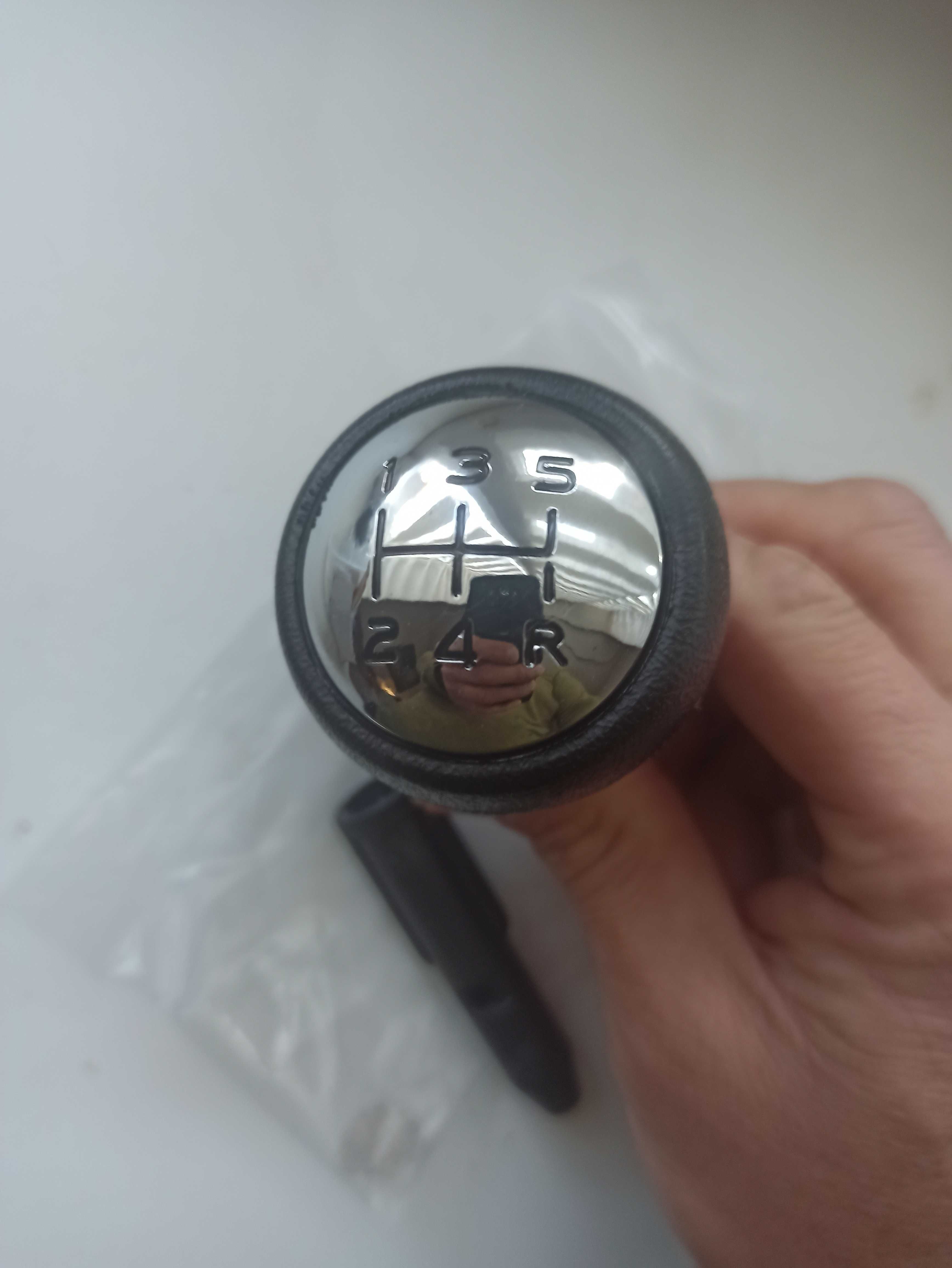 Ручка кпп Peugeot 206 207 307 308 407 Citroen c4 c5 c2 c3