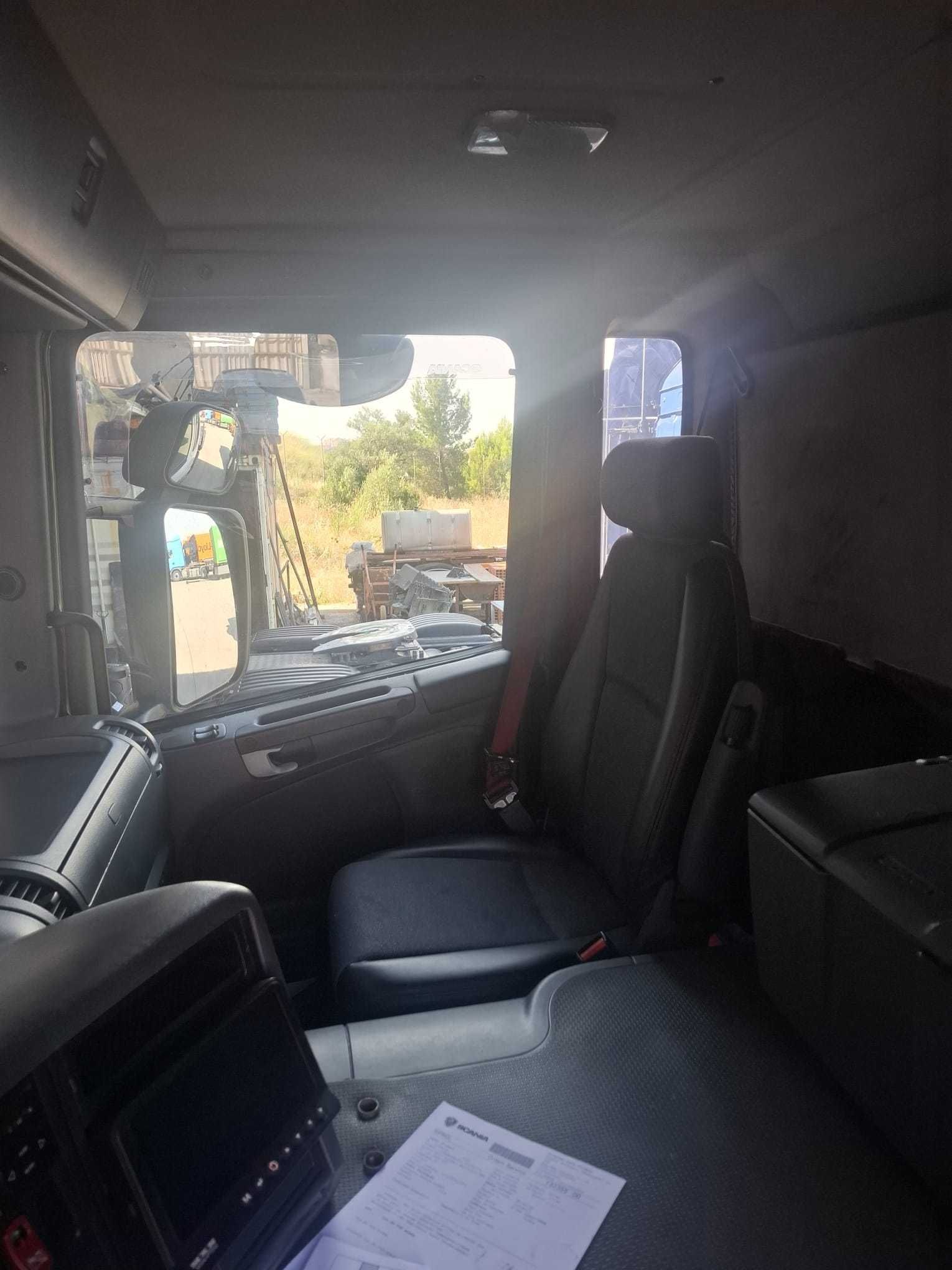 Scania P380 (euro5 adblue ) 4 eixos último eixo direcional chassis ref