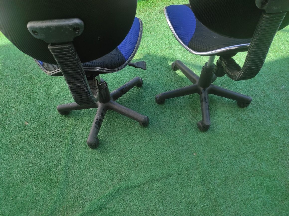 Krzesła obrotowe 2 szt
