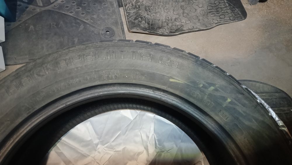 Продам зимову резину