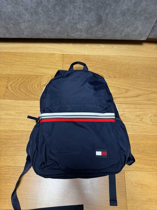 Plecak Tommy Hilfiger granatowy