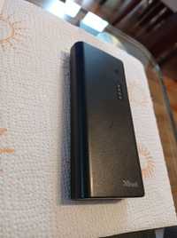 Powerbank 10 000 mAh Trust