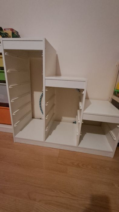 Regał na zabawki TROFAST