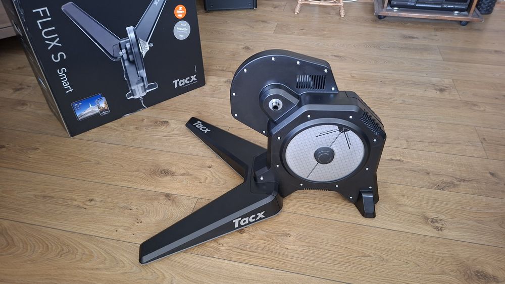 Trenażer Tacx Flux S