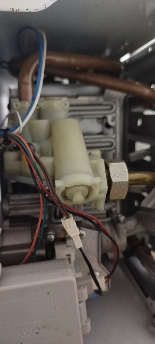 Esquentador Junkers com apenas 6 meses de uso