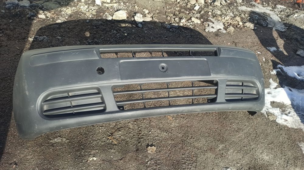 Передній бампер трафік