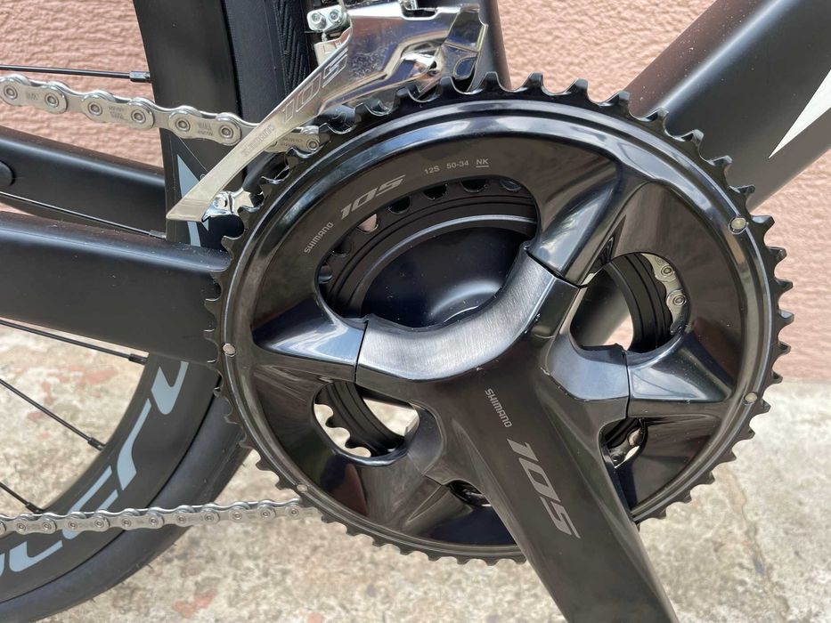 Rower szosowy Apex Soniq, full carbon, Shimano 105 12s, pakiet, hurt