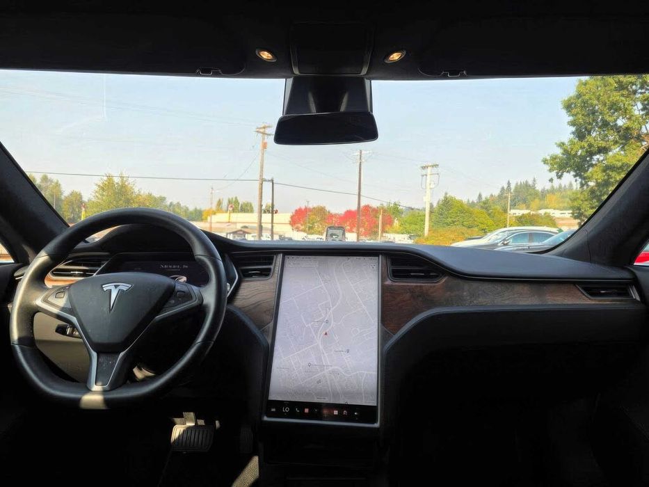 Tesla Model S Long Range Plus      2020