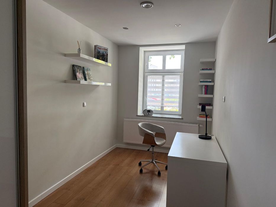 Eleganckie i klimatyczne mieszkanie 82 m² – ścisłe centrum