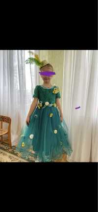 Сукня платье на утренник свято  весна шляпа