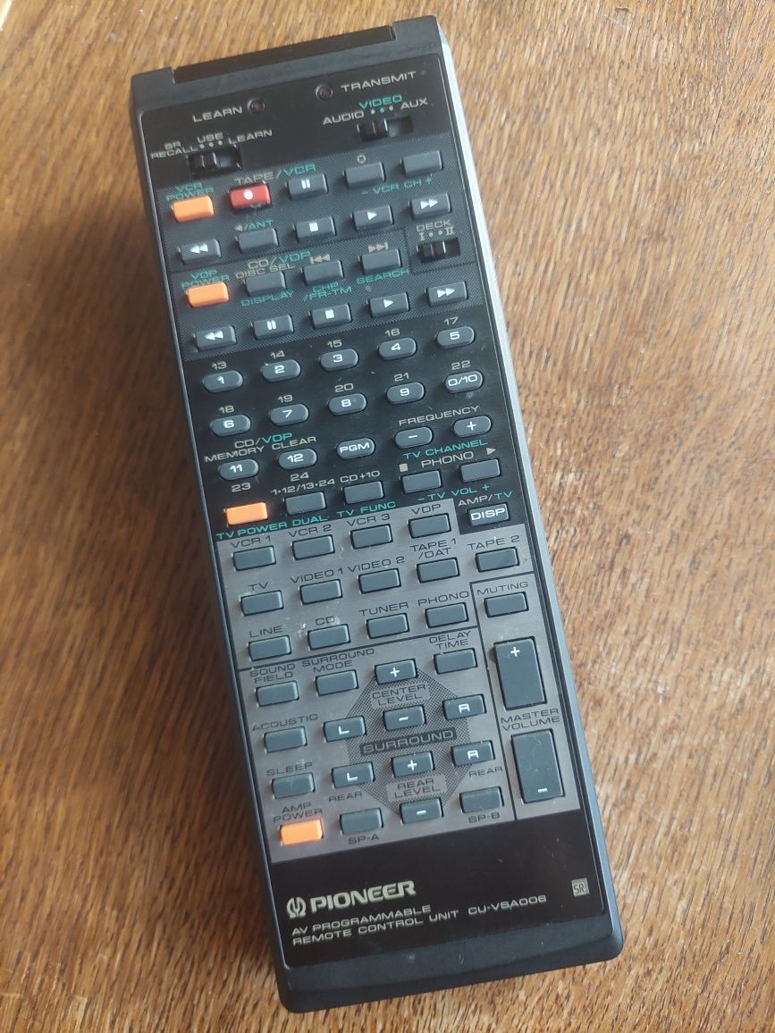 Pioneer C-90a z pilotem, rynek Japoński 110V przedwzmacniacz. Stan ide