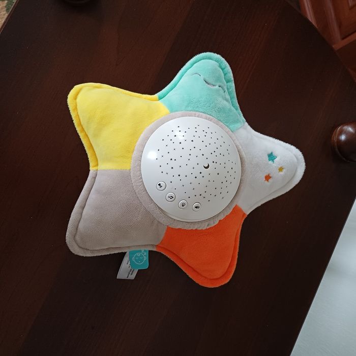 Дитина виросла. Нічник проектор , " Зірочка", музика, білий шум