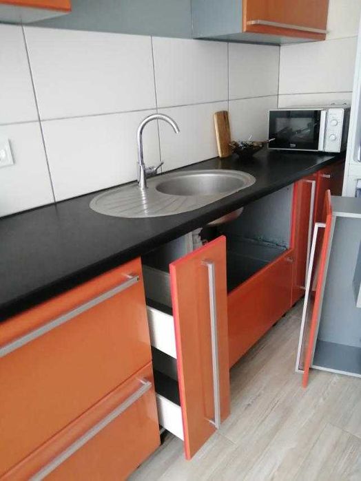 Кухня бу міцна, клінінг, з мийкою  7800грн. Окремо витяжка, газплита