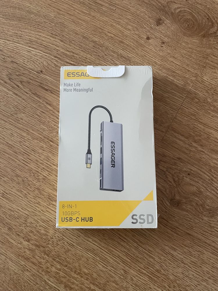 USB Hub Essager з SSD Кишенею M2 (8 in 1)
