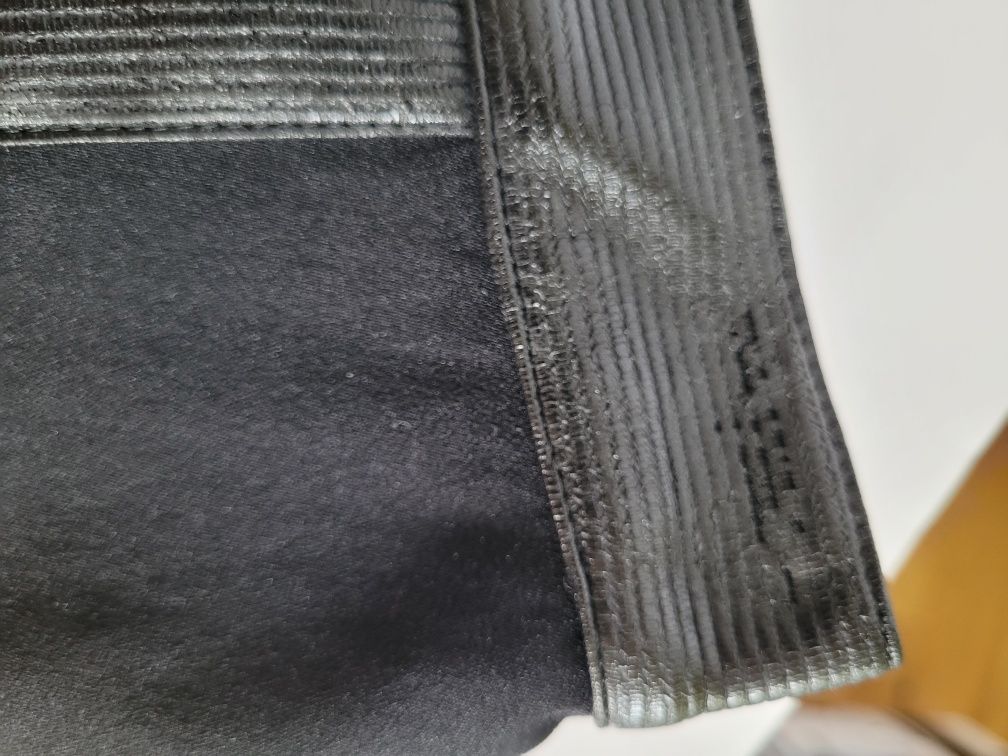 Czarna mini spódnica  Versace Jeans Couture