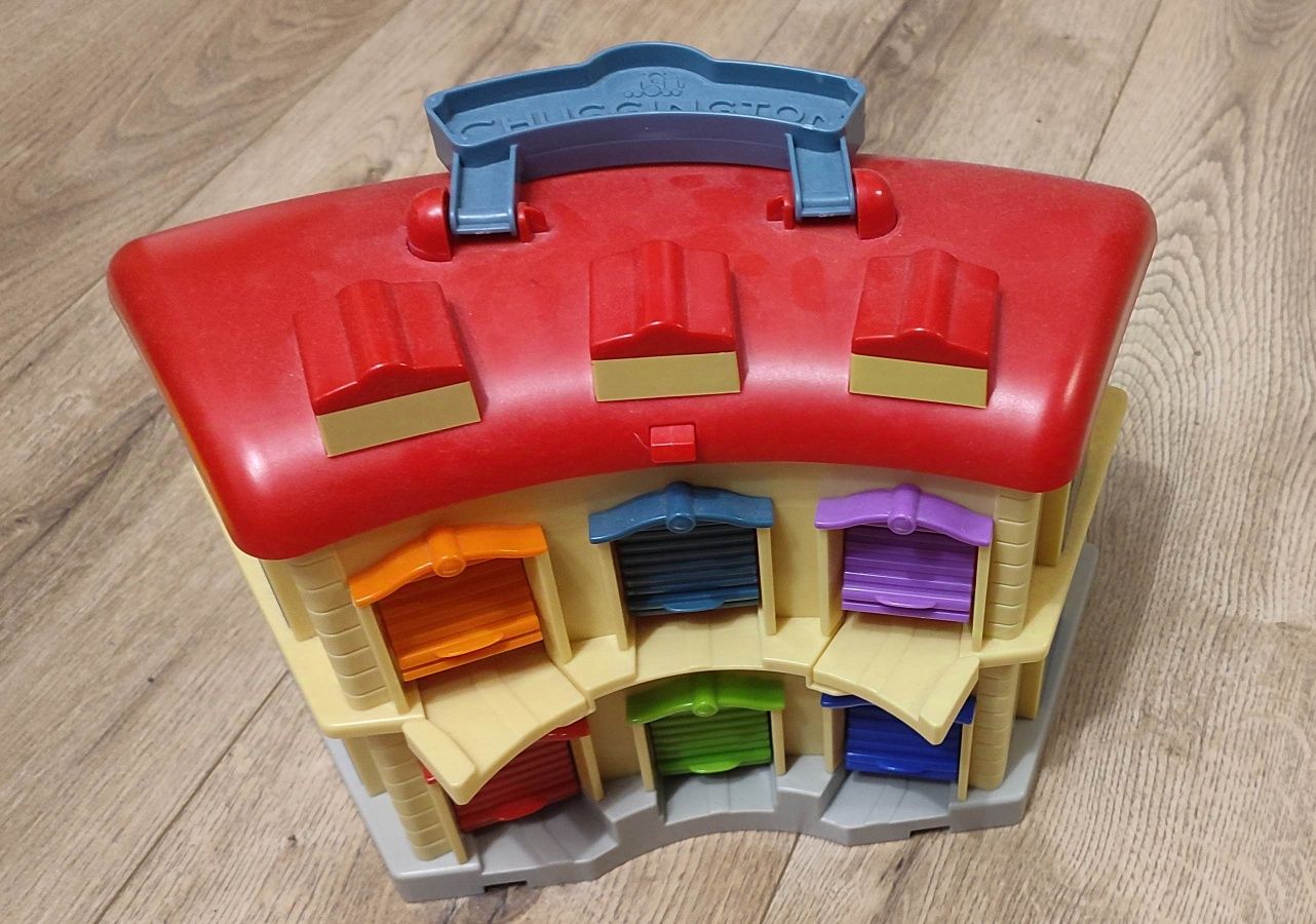 Zajezdnia Stacyjkowo Chuggington z torami