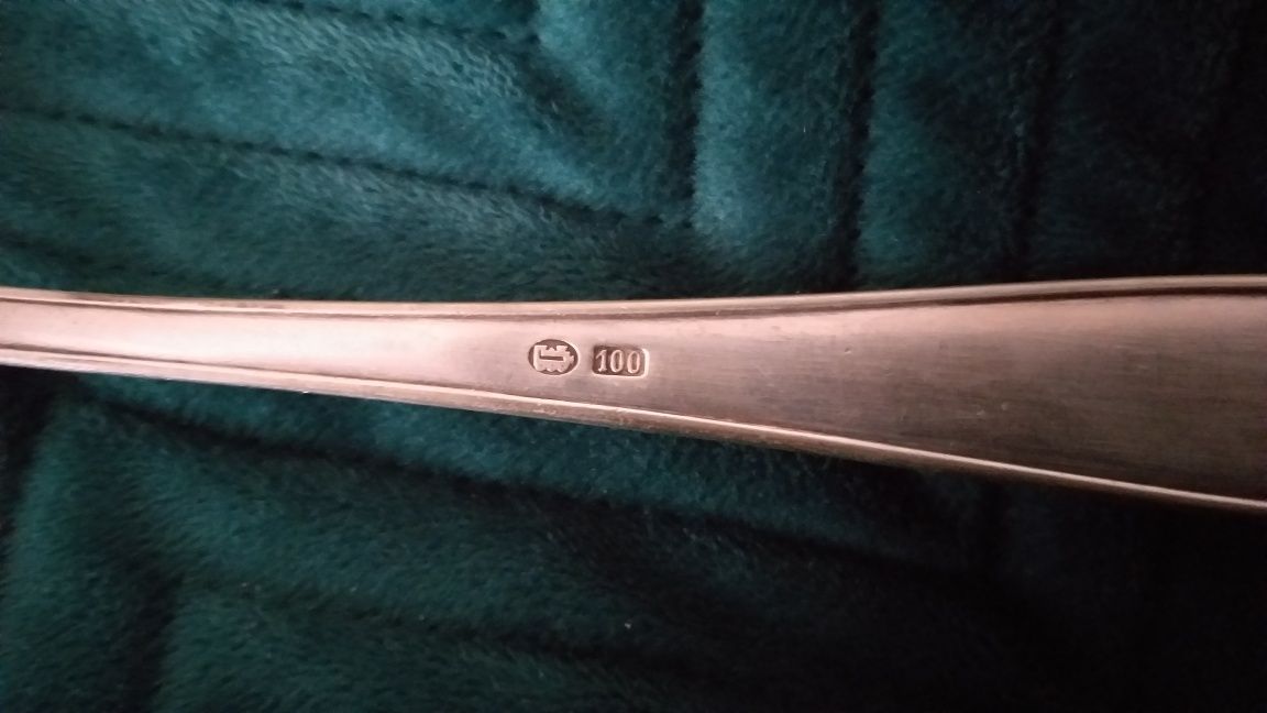 Łyżeczki srebrne ag.140zl